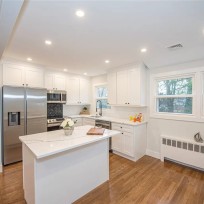 completely-renovated-house-in-kings-park_13.jpg