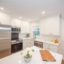completely-renovated-house-in-kings-park_2.png
