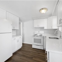 renovated-cozy-house-in-selden-neighborhood_5.jpg
