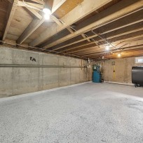renovated-cozy-house-in-selden-neighborhood_9.jpg